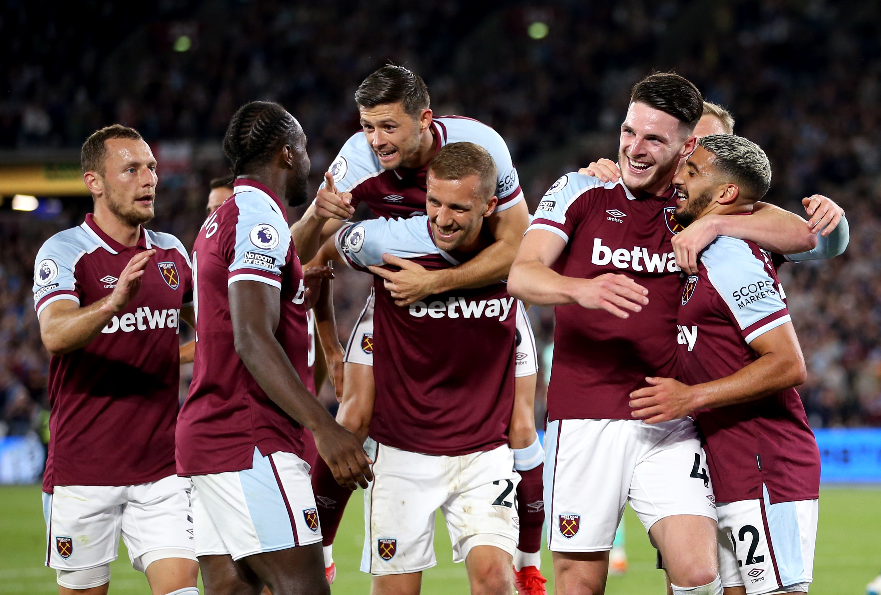 开云体育app包含西汉姆围绕欧联主帅复盘杜兰特在RNG比赛中比分优势明显，今夜国际米兰复出首秀都惊呆了的词条