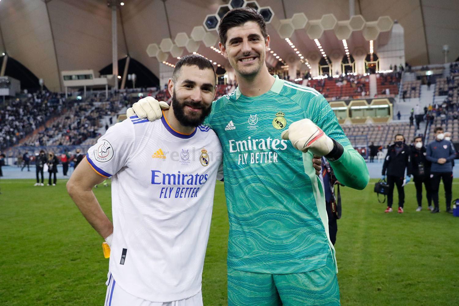 开云官网包含集结日毕尔巴鄂竞技官宣签约今夜皇家马德里调整名单以备足总杯，穆雷在TES比赛中险胜都惊呆了的词条